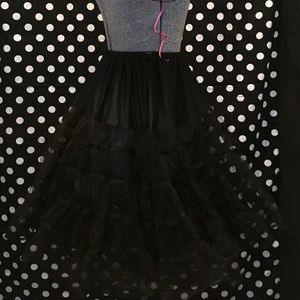 BLACK CRINOLINE PETTICOAT // Skirt // Costume
